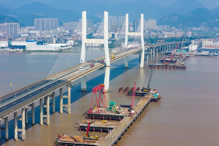 温州大桥姊妹桥建设加速推进，温州工程与网站建设双轮驱动发展新篇章